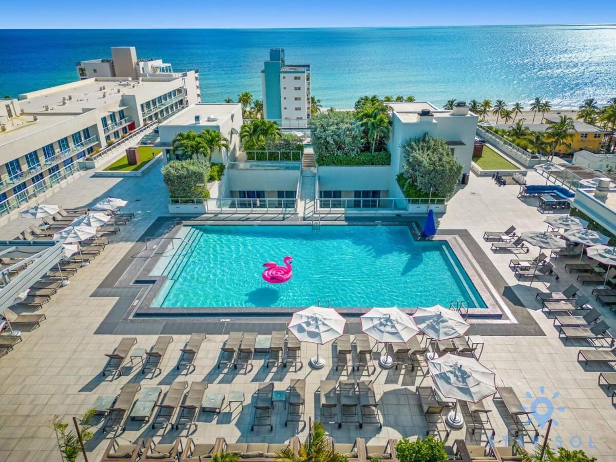 Lx Oasis Beachfront-Rt Infinity Pool Hollywood Exterior foto