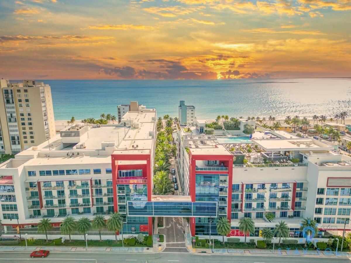Lx Oasis Beachfront-Rt Infinity Pool Hollywood Exterior foto