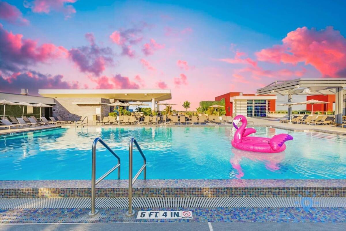Lx Oasis Beachfront-Rt Infinity Pool Hollywood Exterior foto